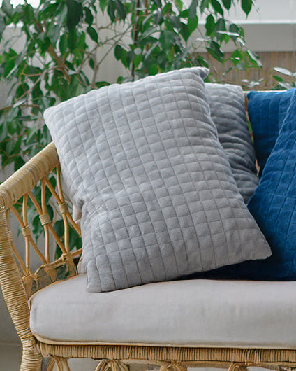 Kissen mit Zirbenholz oder Polyester Füllung