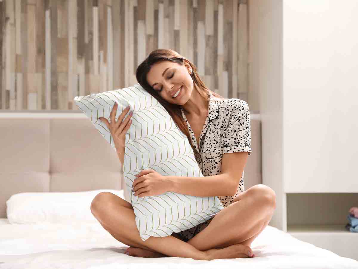 Coussin de santé avec forme en V dorée