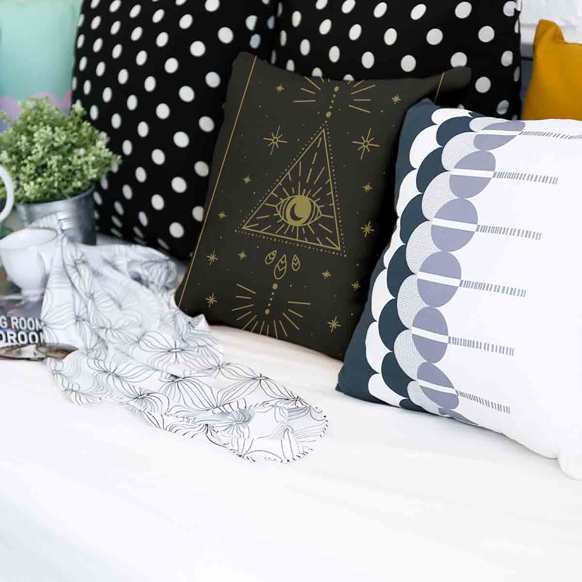 Coussin de santé Noir Soleil et Cosmos