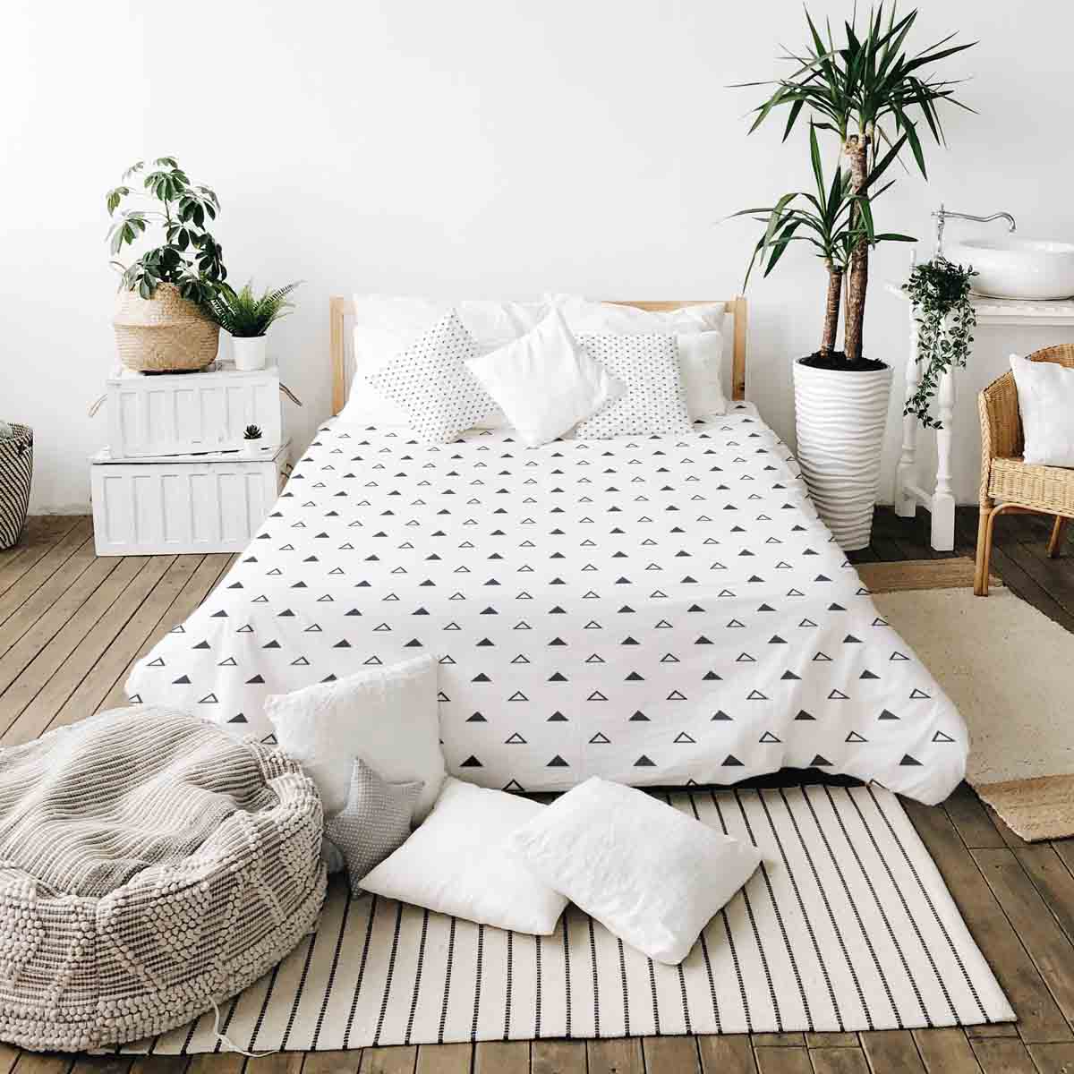 Couverture thérapeutique originale - Housse en coton blanche avec des triangles noirs