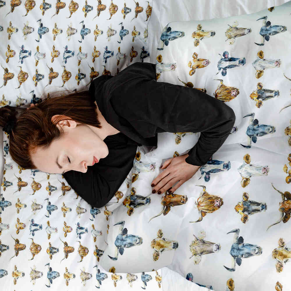 Couverture thérapeutique originale - Housse en coton blanc avec têtes de taureau