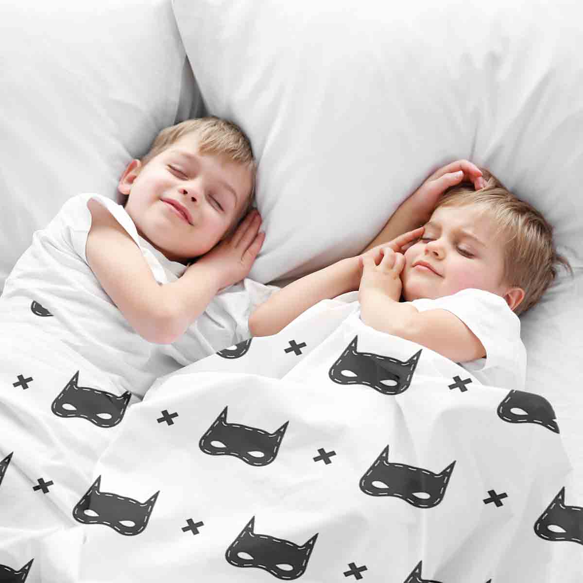 Ensemble de literie avec couverture thérapeutique blanc avec masque de chat
