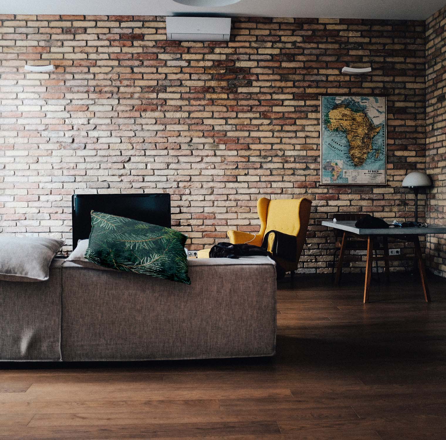 Coussin de santé avec des branches de sapin vertes
