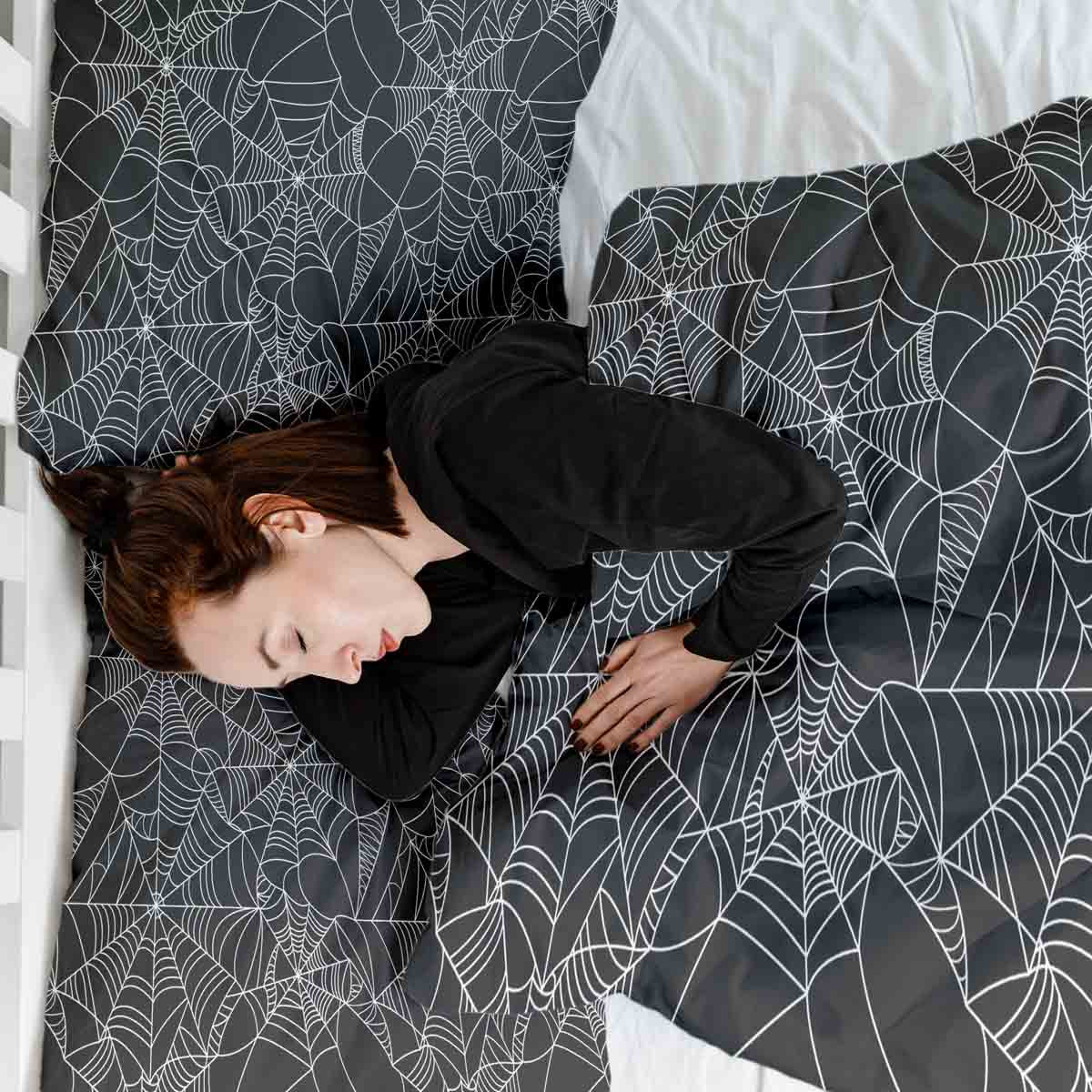 Couverture thérapeutique originale - Housse en coton noire avec toile d'araignée