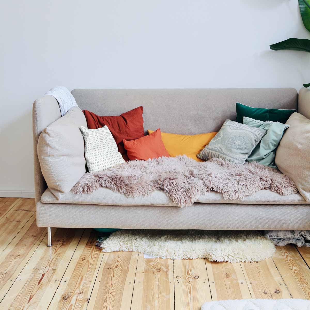 Coussin de santé blanc avec croix vertes