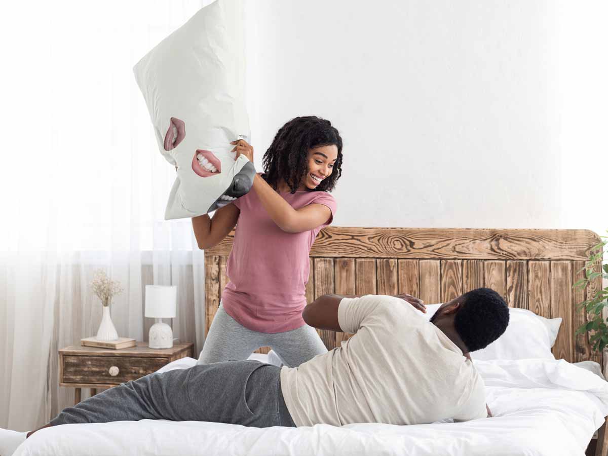 Coussin de santé blanc avec lèvres