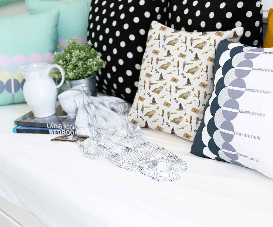 Coussin de santé blanc avec hiboux