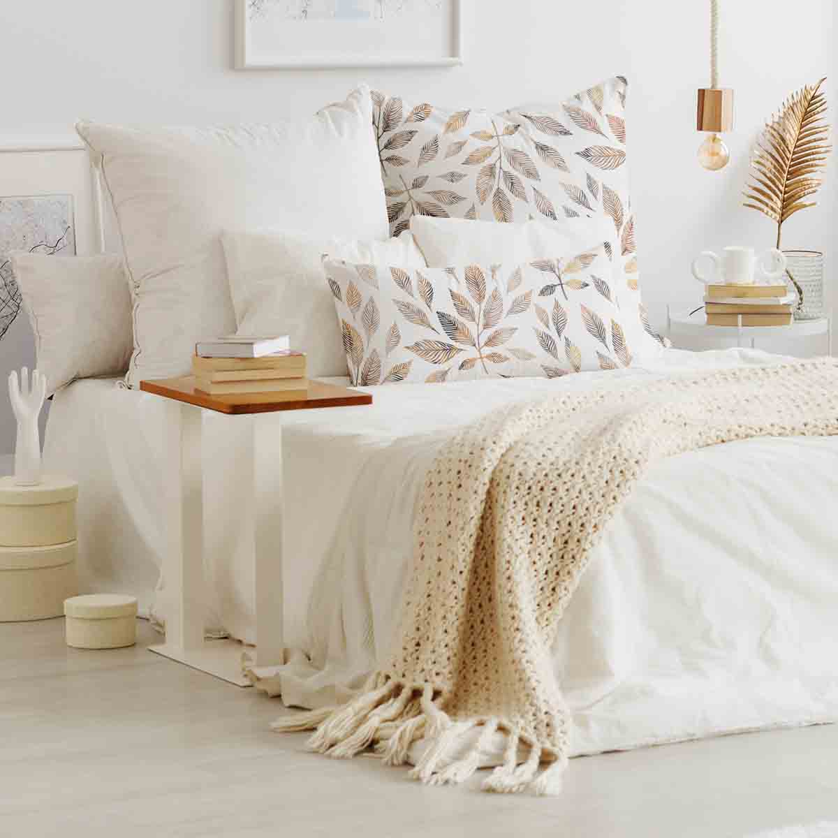 Coussin de santé blanc avec branches brun clair