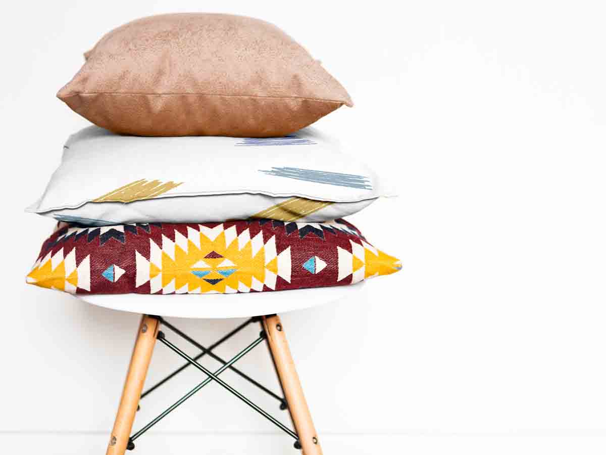 Coussin de santé rayures colorées