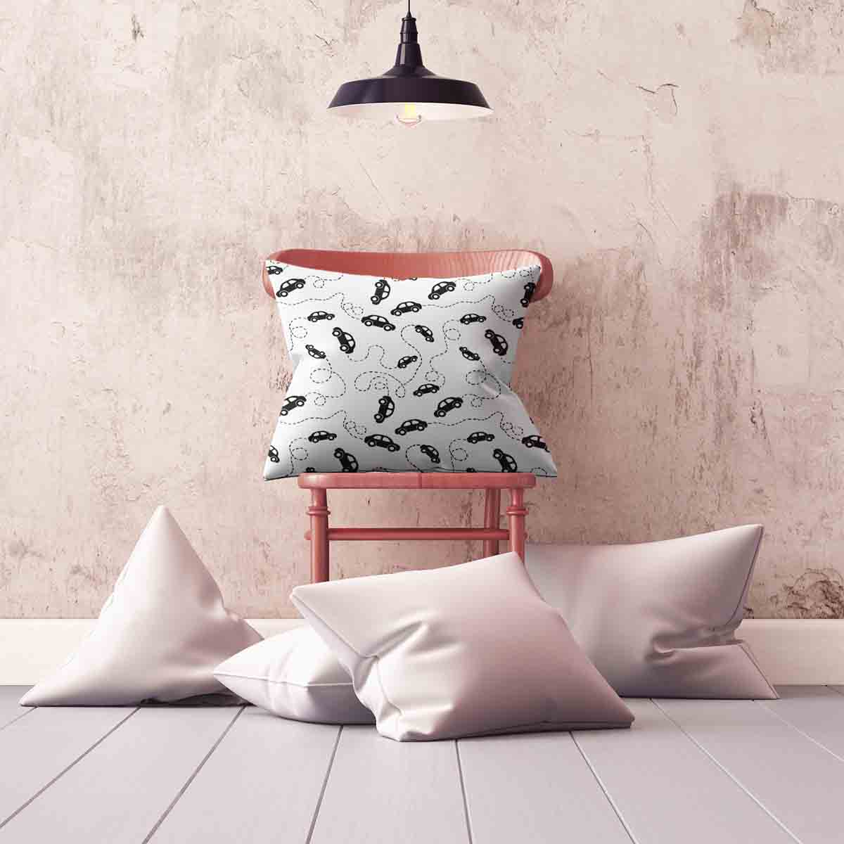 Coussin de santé avec voitures noires