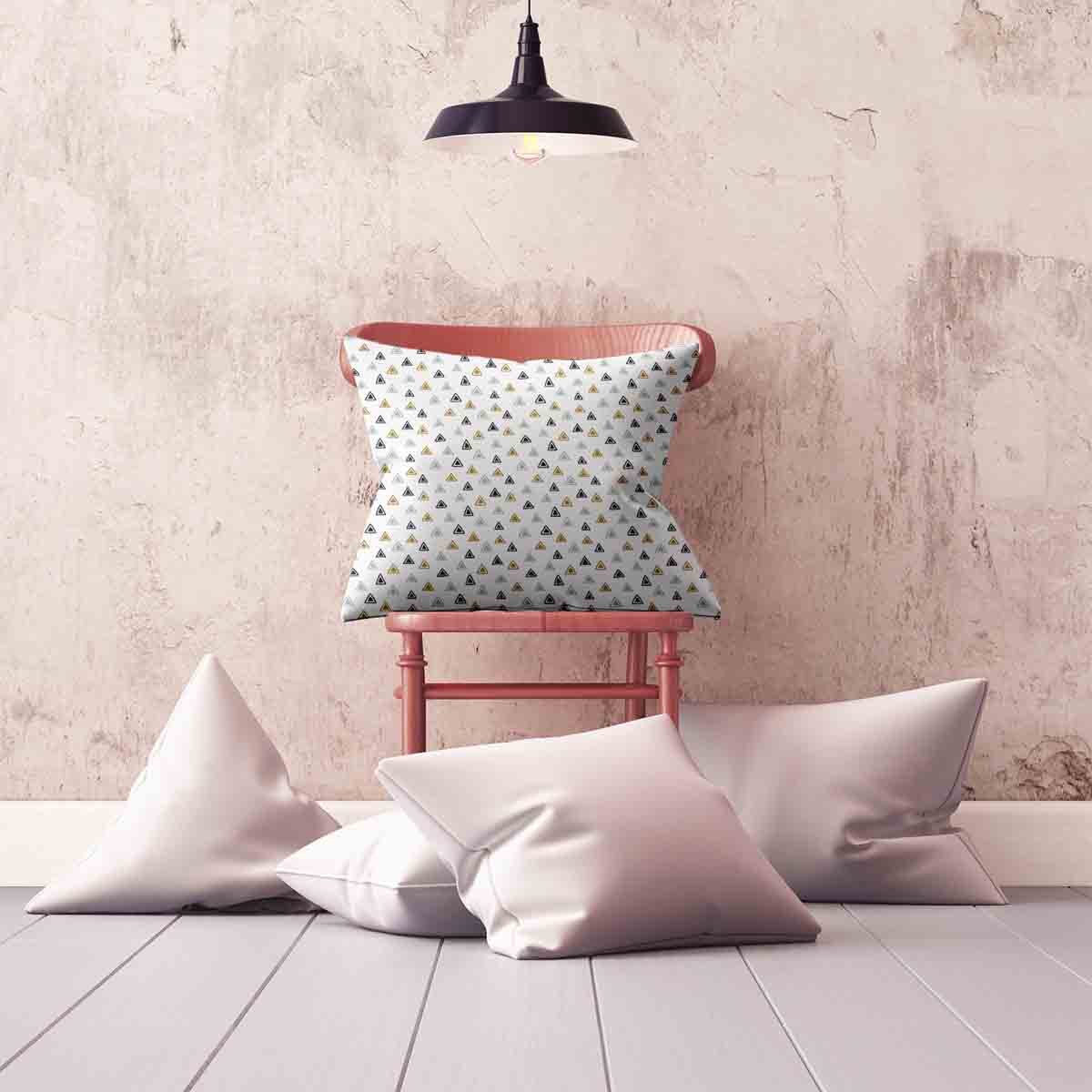 Coussin de santé avec petits triangles