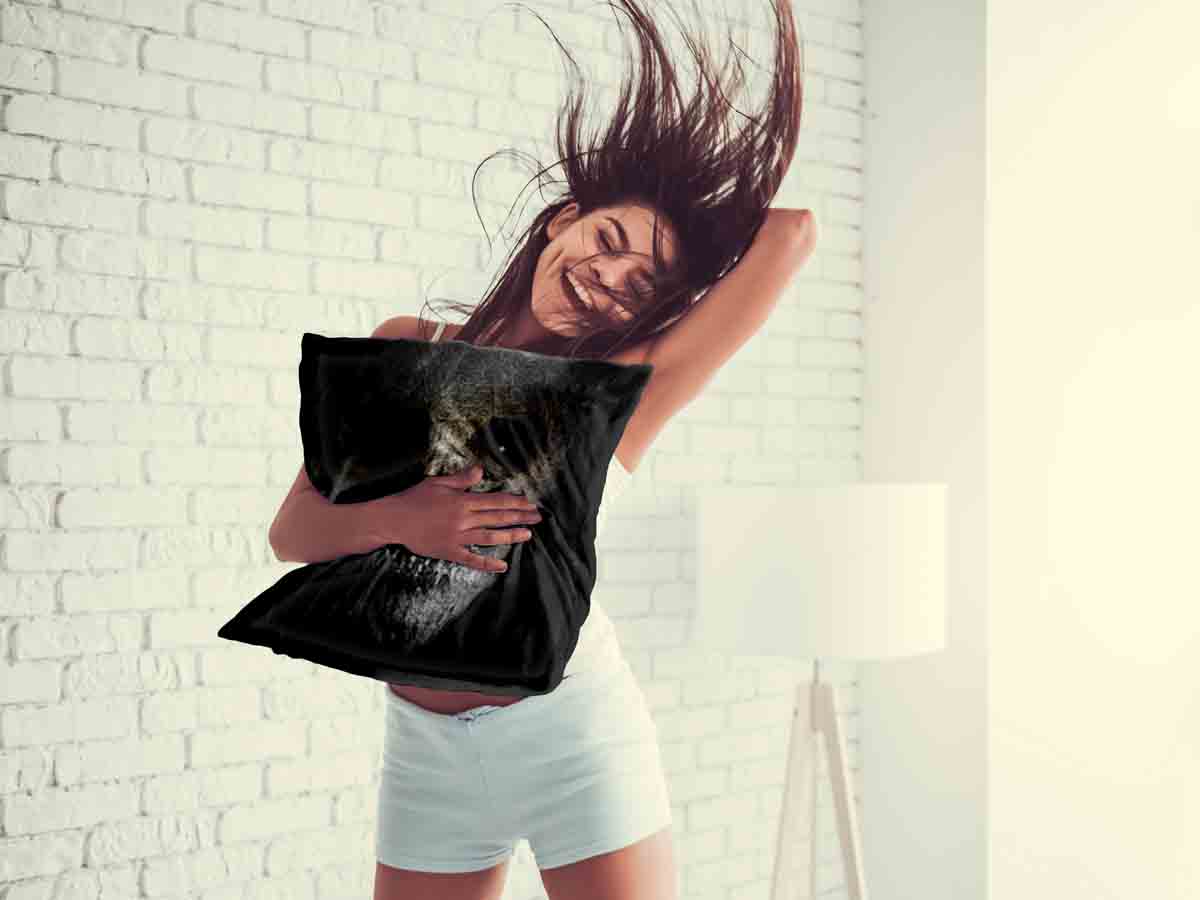 Coussin de santé noir effrayant