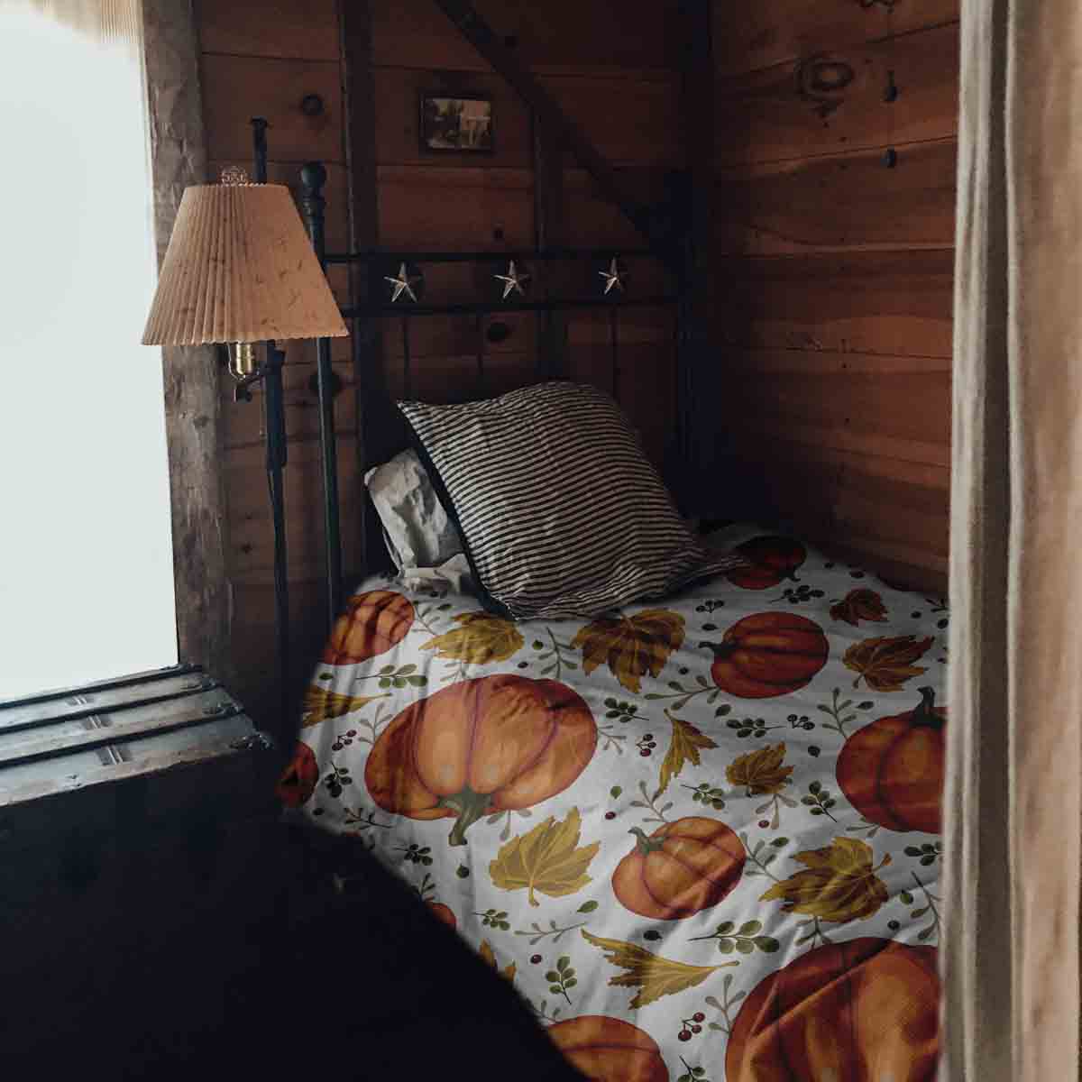 Couverture thérapeutique originale - Housse en coton blanc avec de grandes citrouilles